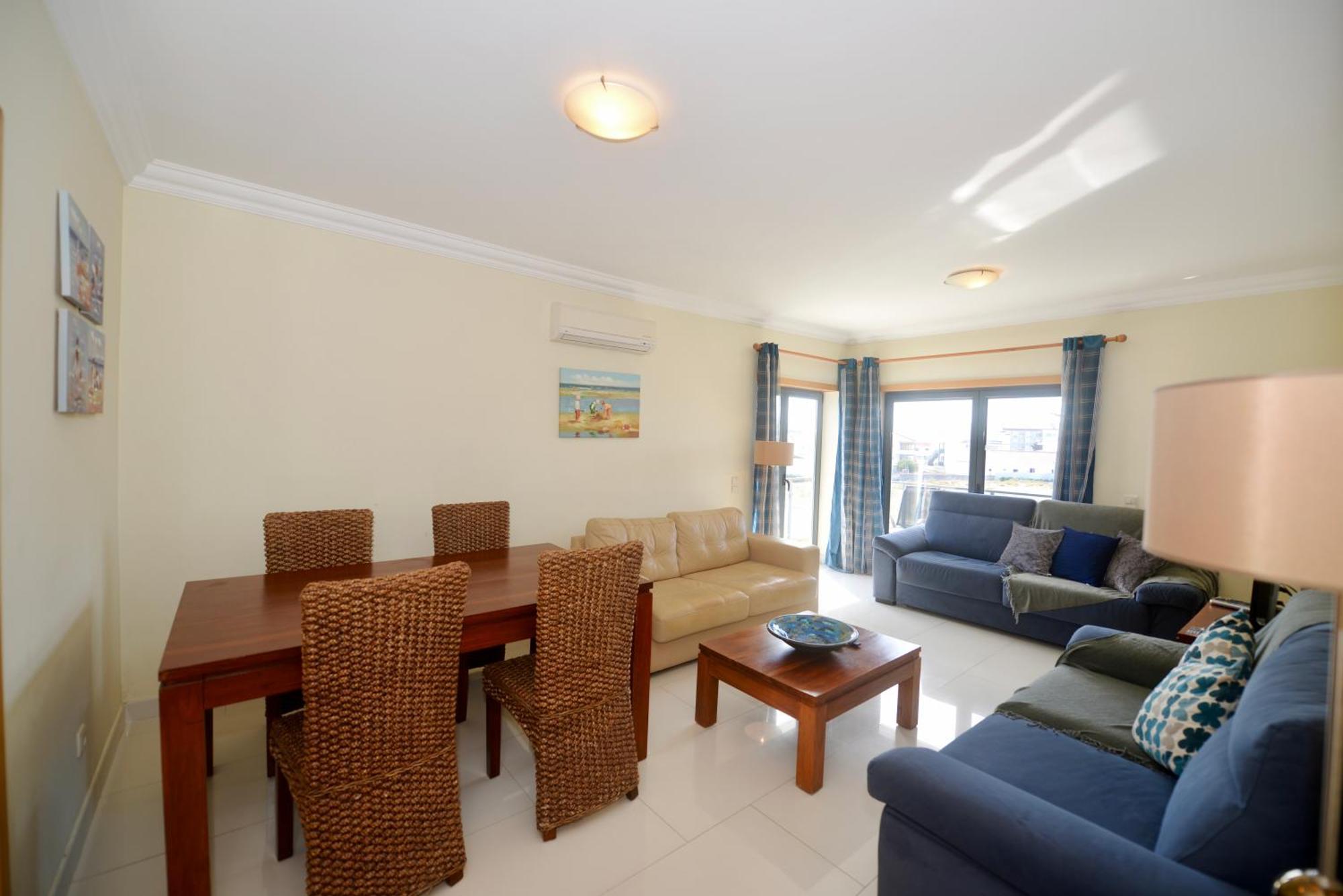 Pebble - 1 Bedroom Apartment Sleeps 5 With Pool & Tennis Court Сан-Мартинью-ду-Порту Экстерьер фото