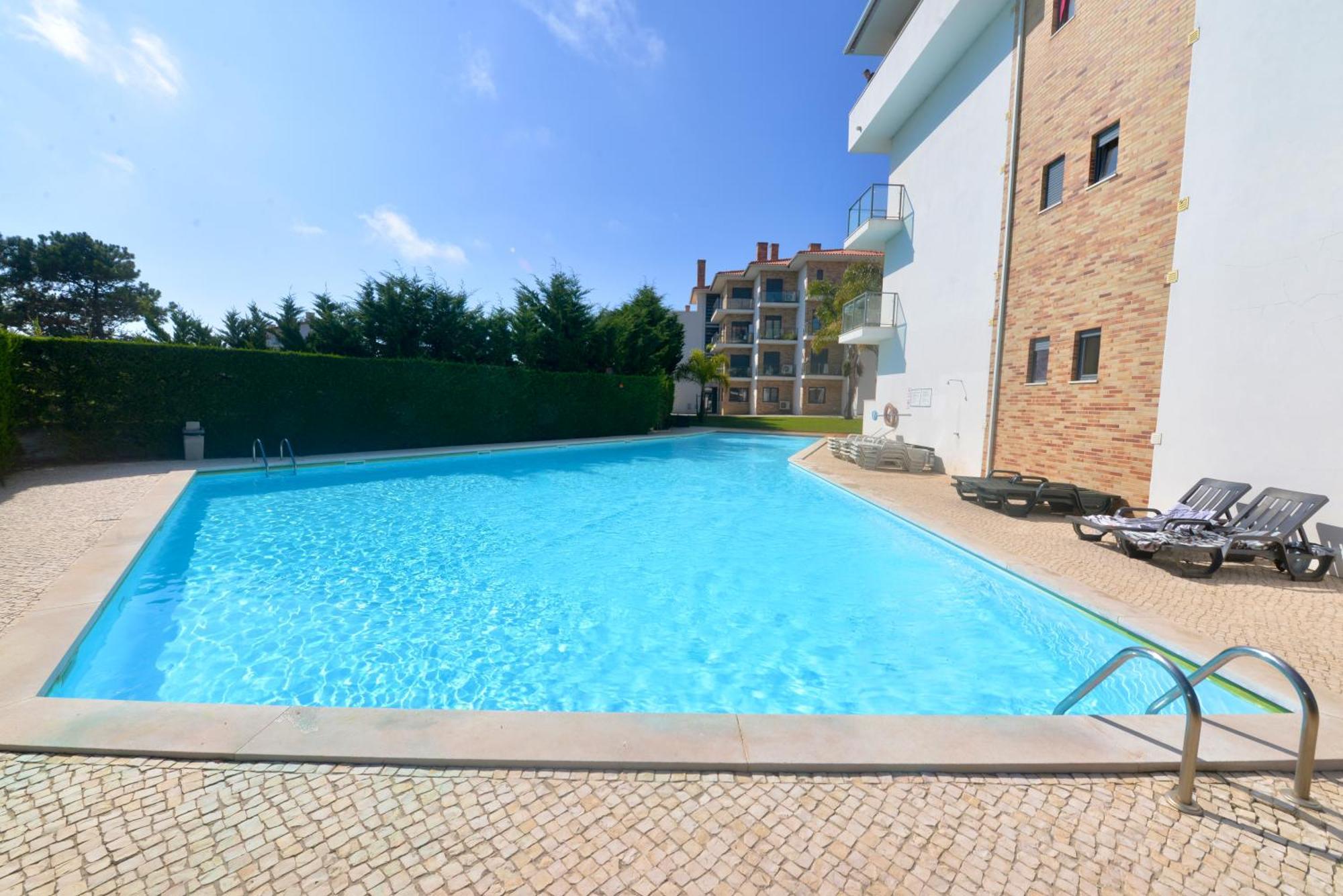 Pebble - 1 Bedroom Apartment Sleeps 5 With Pool & Tennis Court Сан-Мартинью-ду-Порту Экстерьер фото